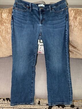 Madewell Straight-Leg Jeans in Mid Blue Wash